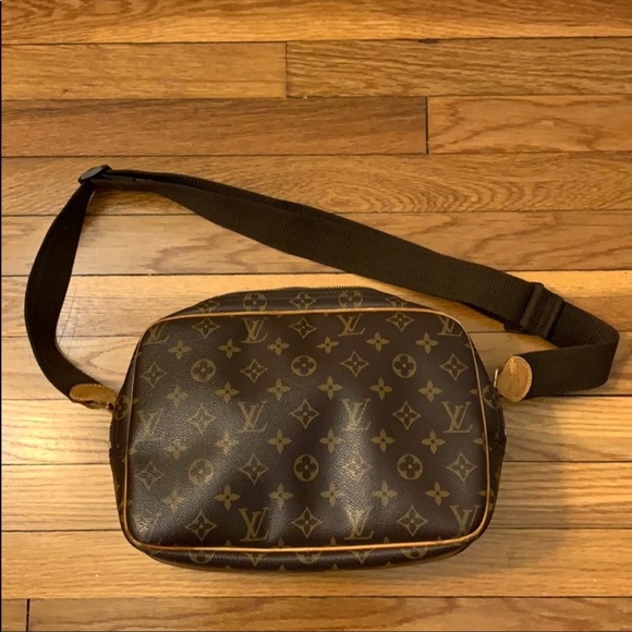 Louis Vuitton cross body men's messanger bag - Picture 3 of 9
